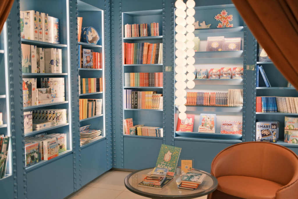 mobile book store interior